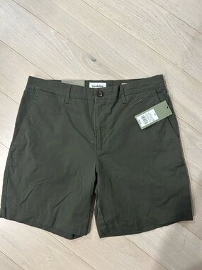 Goodfellow & Co Olive Green Flat-Front Chino Shorts